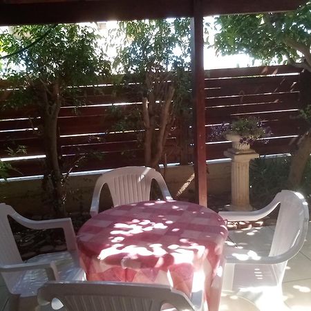 Green Patio Larnaca Exteriér fotografie