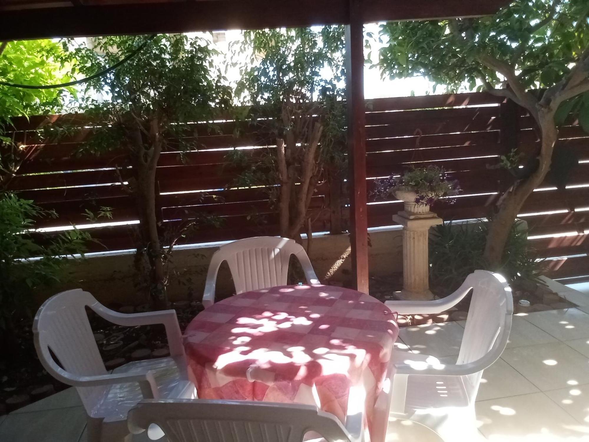 Green Patio Larnaca Exteriér fotografie